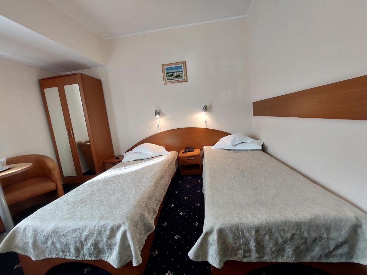 Hotel Egreta Tulcsa Kültér fotó