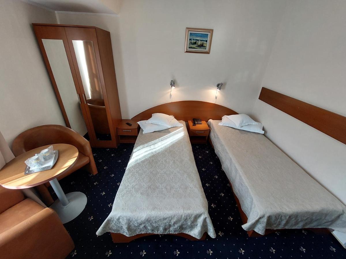Hotel Egreta Tulcsa Kültér fotó