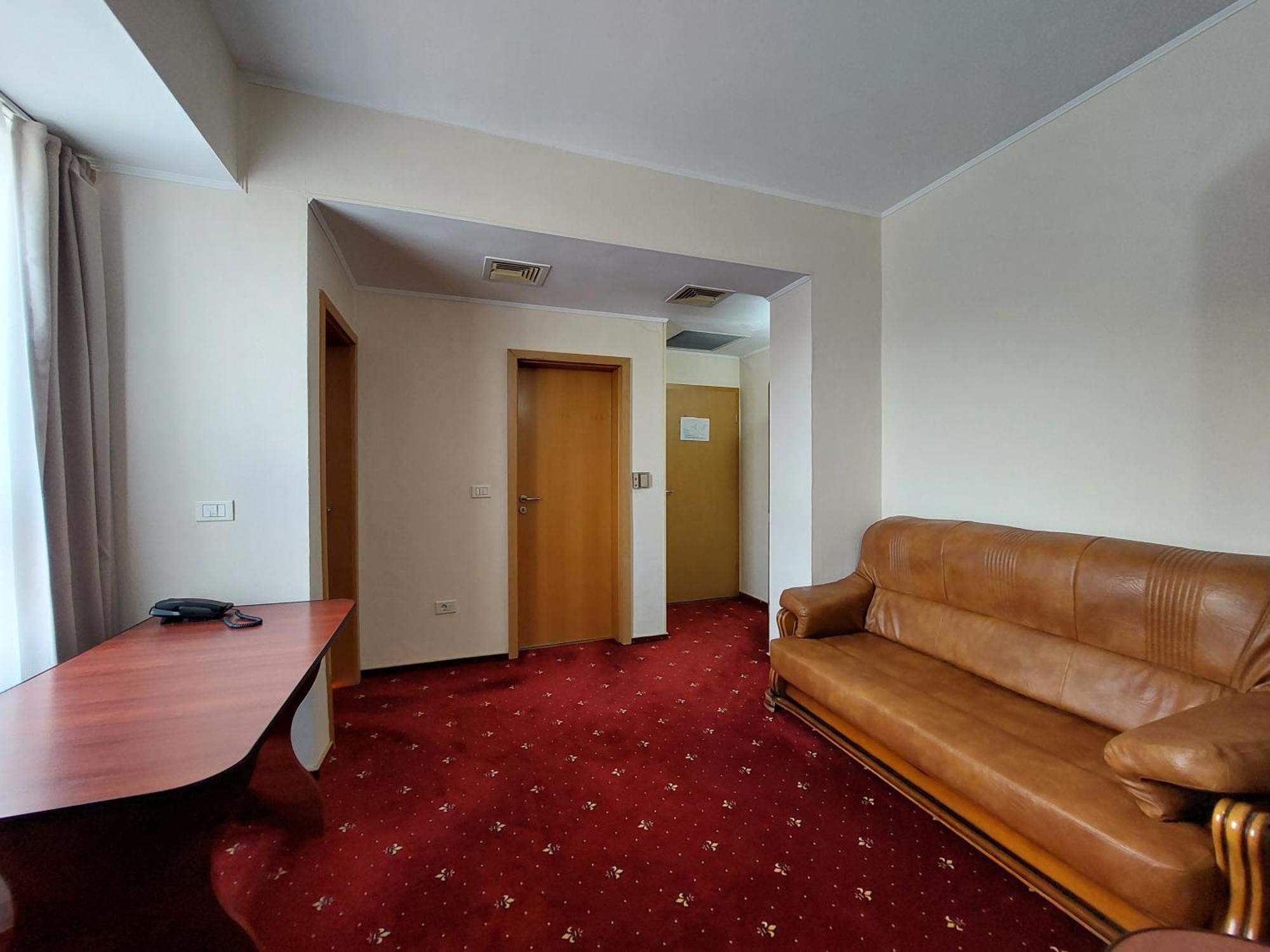 Hotel Egreta Tulcsa Kültér fotó